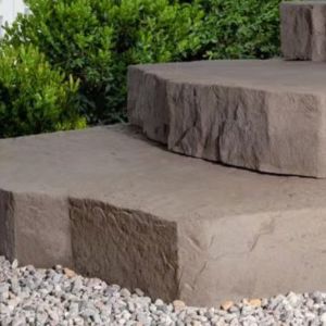 Techo-Bloc Maya Steps Rock Garden brown