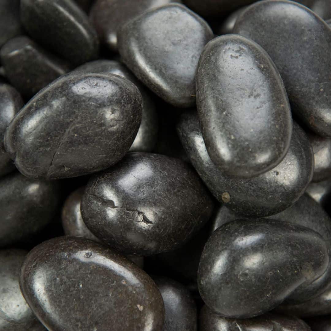 Black Polished Pebbles Size Medium 0.75 - 1.25 in 40LB Bag