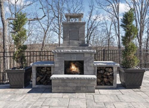 Nicolock Mini Fireplace with Verona Wall