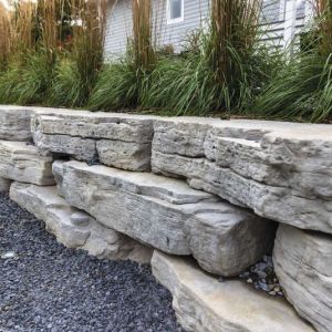 Nicolock Outcropping Wall