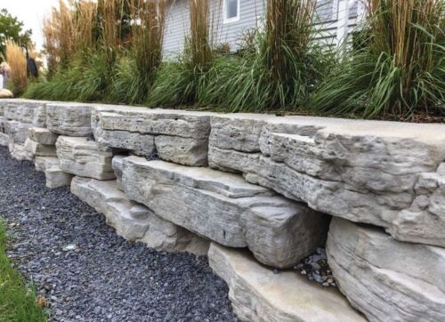 Nicolock Outcropping Wall