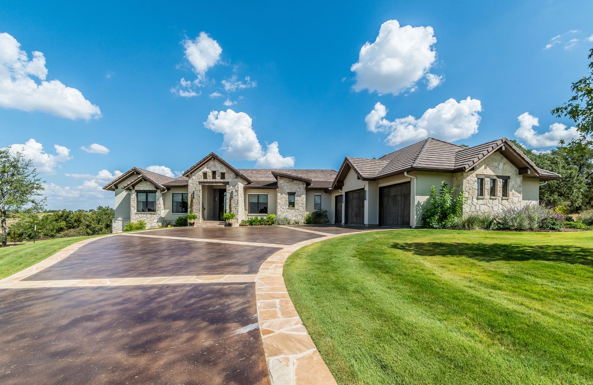 Premium Driveway Pavers for Lasting Home Beauty