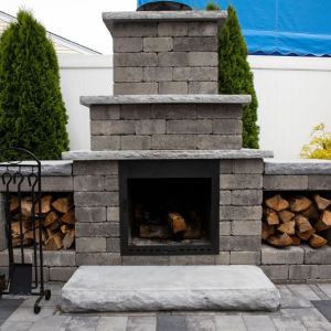 Nicolock Jr Fireplace with Verona Wall