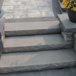 Nicolock Rockface Steps