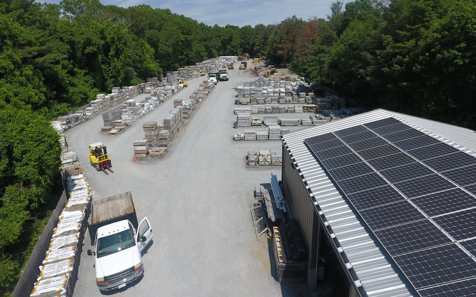 Essential Hardscape Supplies for Your Outdoor Project Essential Hardscape Supplies for Your Outdoor Project