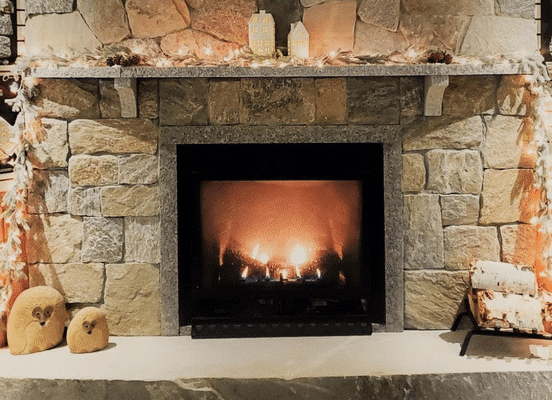 Connecticut Blend mosaic stone veneer fireplace wall application