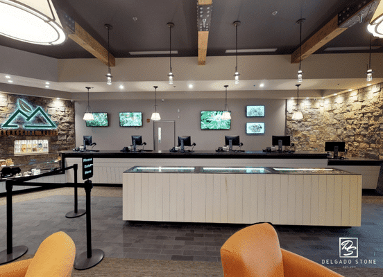 Photo of Hudson Blend Square and Rectangle Natural Thin Stone Veneer installed in a commercial interior space.