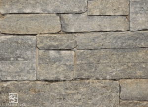 Close-up photo of Liberty Hill Ashlar Natural Thin Stone Veneer texture.