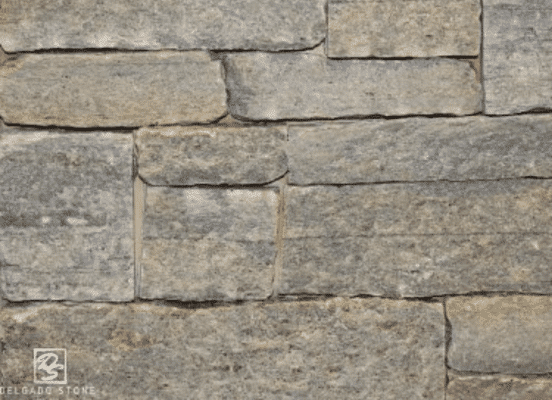 Close-up photo of Liberty Hill Ashlar Natural Thin Stone Veneer texture.