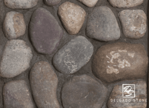 Newport River Rounds Natural Thin Stone Veneer swatch.